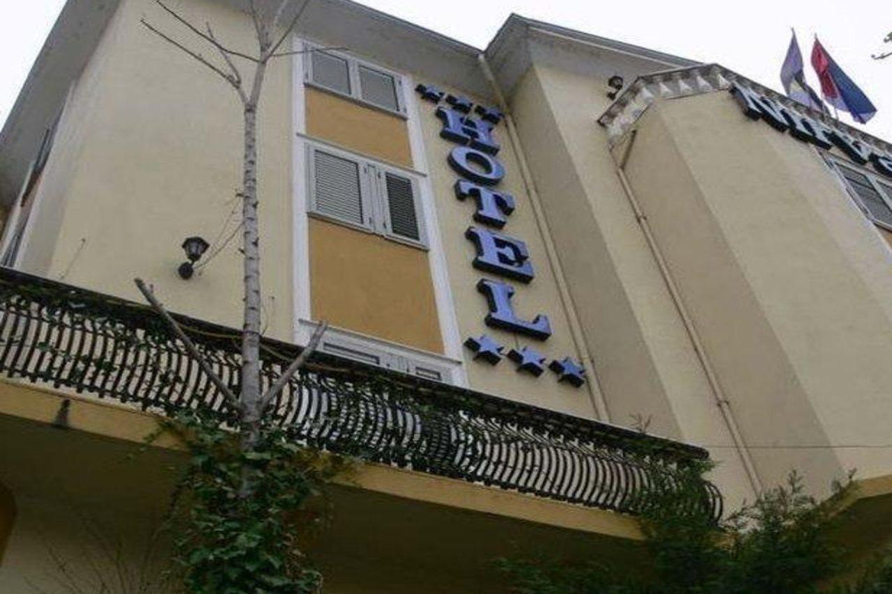 Art Hotel Nirvana Tirana Bagian luar foto