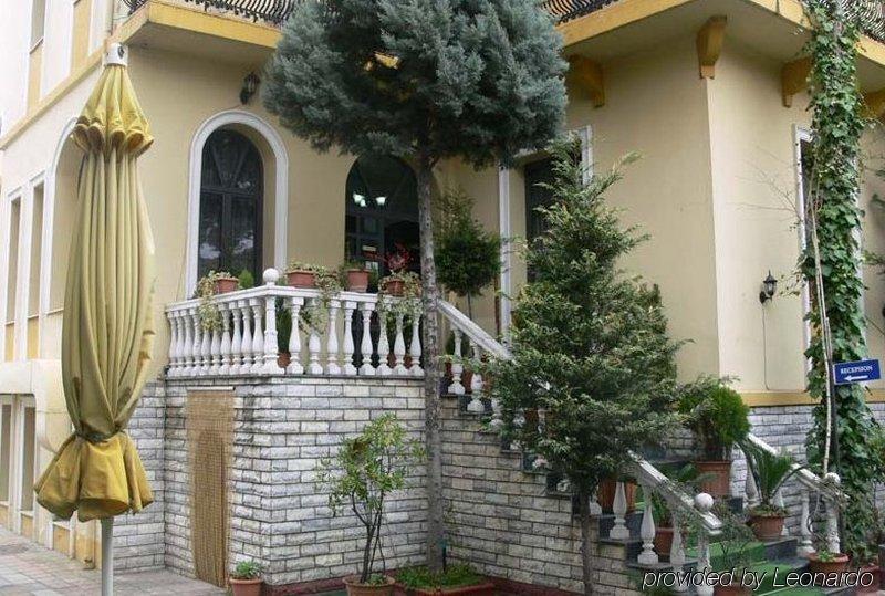 Art Hotel Nirvana Tirana Bagian luar foto