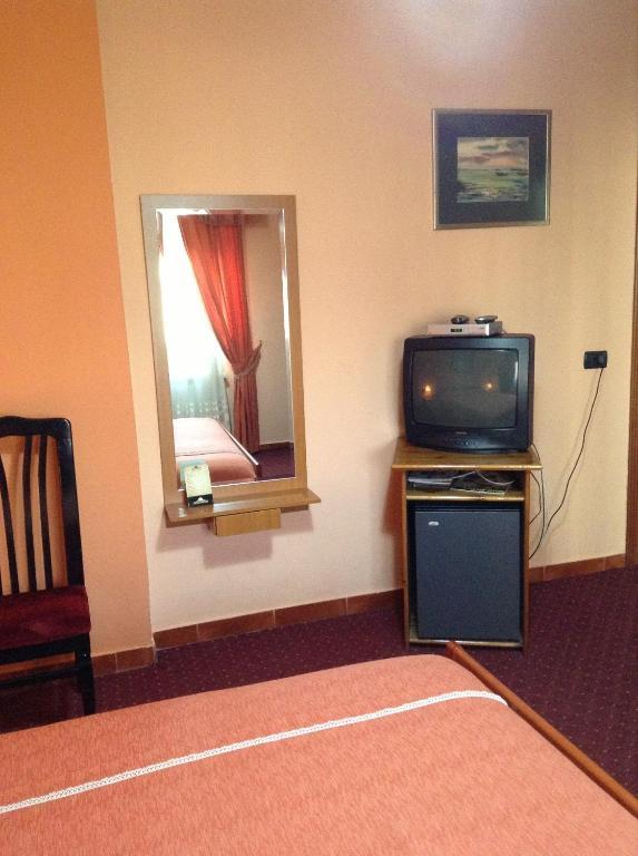 Art Hotel Nirvana Tirana Ruang foto