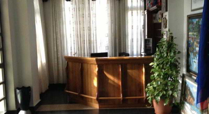 Art Hotel Nirvana Tirana Interior foto