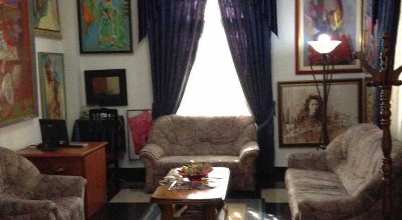 Art Hotel Nirvana Tirana Bagian luar foto